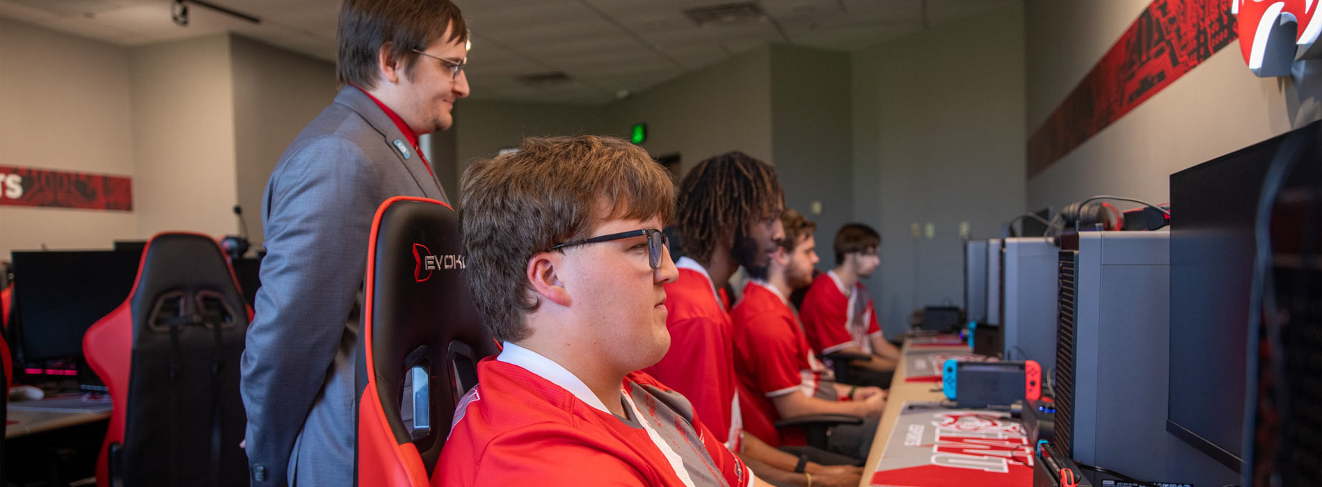 Indiana Wesleyan Esports Camps